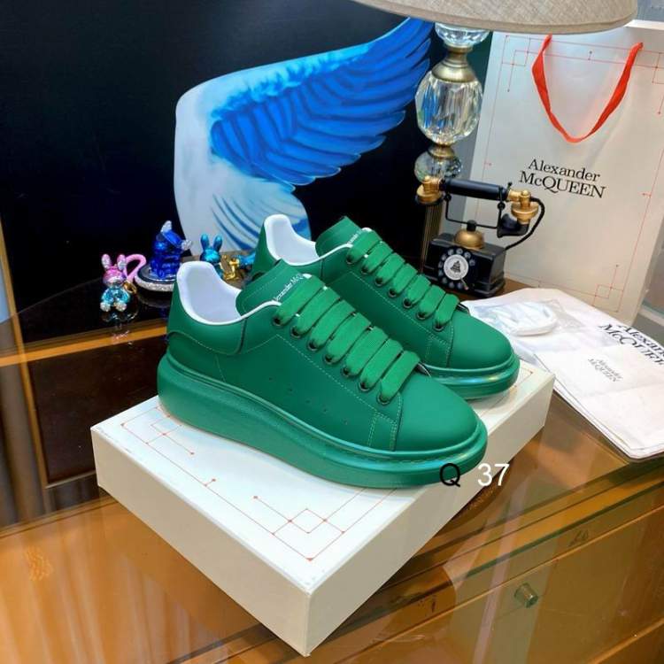 Picture of Alexander McQueen Shoes _SKUAlexanderMcqueensz35-45MK08561427